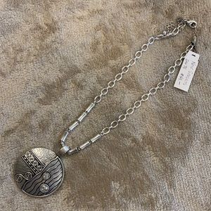 Premier Designs “New Seasons” necklace